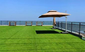 Ruoshu Hotel (Qingdao Lingshan Island)