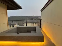 Yunchuan Yijing · Seaview Private Hot Spring Homestay (Dalian Jinshitan Shengtang Lanshan) - 온천
