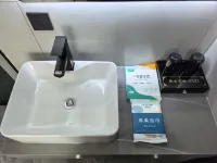 Qianhe Hotel