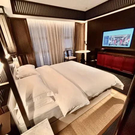 Yunfu Hongxin Boutique Hotel (Wuyue Plaza Branch, Yunfu)