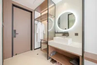 Zhuhai Xiangli Homestay (Qiaoa Island Branch) Hotels near Wenchang Palace