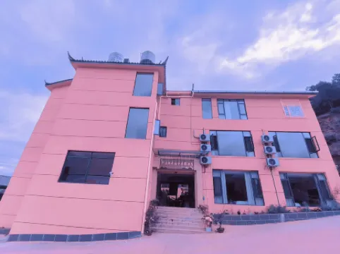 Huìyǒngshe Holiday Hotel, Lugu Lake