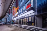 Orange Cinema Hotel (Taiyuan South Station East Square Wusu International Airport Store)