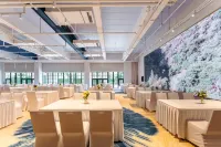 Heyuan Chunmuyuan Small Town · Dinosaur Hot Spring Hotel