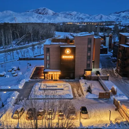 EMA（Explore Misterious Area）HOTEL  (Altay )