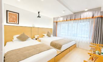 Xianshiyijiu Homestay(Dujiangyan lrrigation Project Scenic Spot Nanqiao Store)