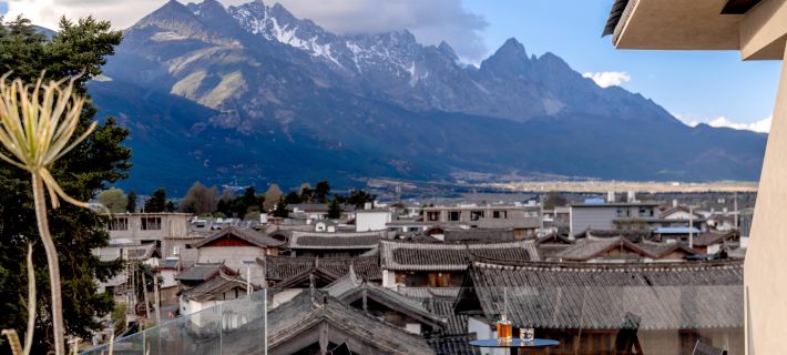 Lingbai · Lanyinshe | Snow Mountain Private Hot Spring Boutique Stay (Baisha Old Town) Hotels in Yulong