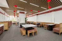 Yilong Hotel (Zhangye West Railway Station Bell Tower - Gym