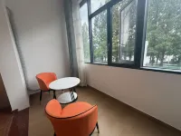 Yunyu Qishan · Terrain Brook Boutique Stay (Qiyun Mountain Scenic Area) - parking