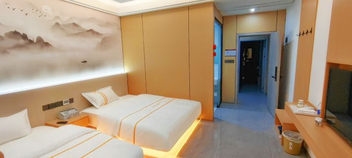 Yunqi Zhaoxing Holiday Inn (Zhaoxing Dong Village Branch) Hotels in Liping
