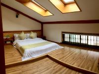 格盟酒店(三清山风景区店) - 特色榻榻米大床房