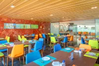 珠海拱北口岸希爾頓歡朋飯店