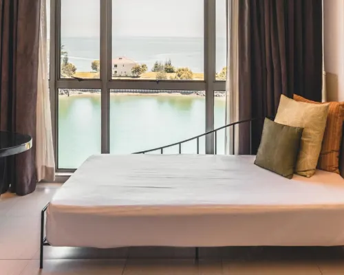 Avillion Admiral Cove Bilik Photos