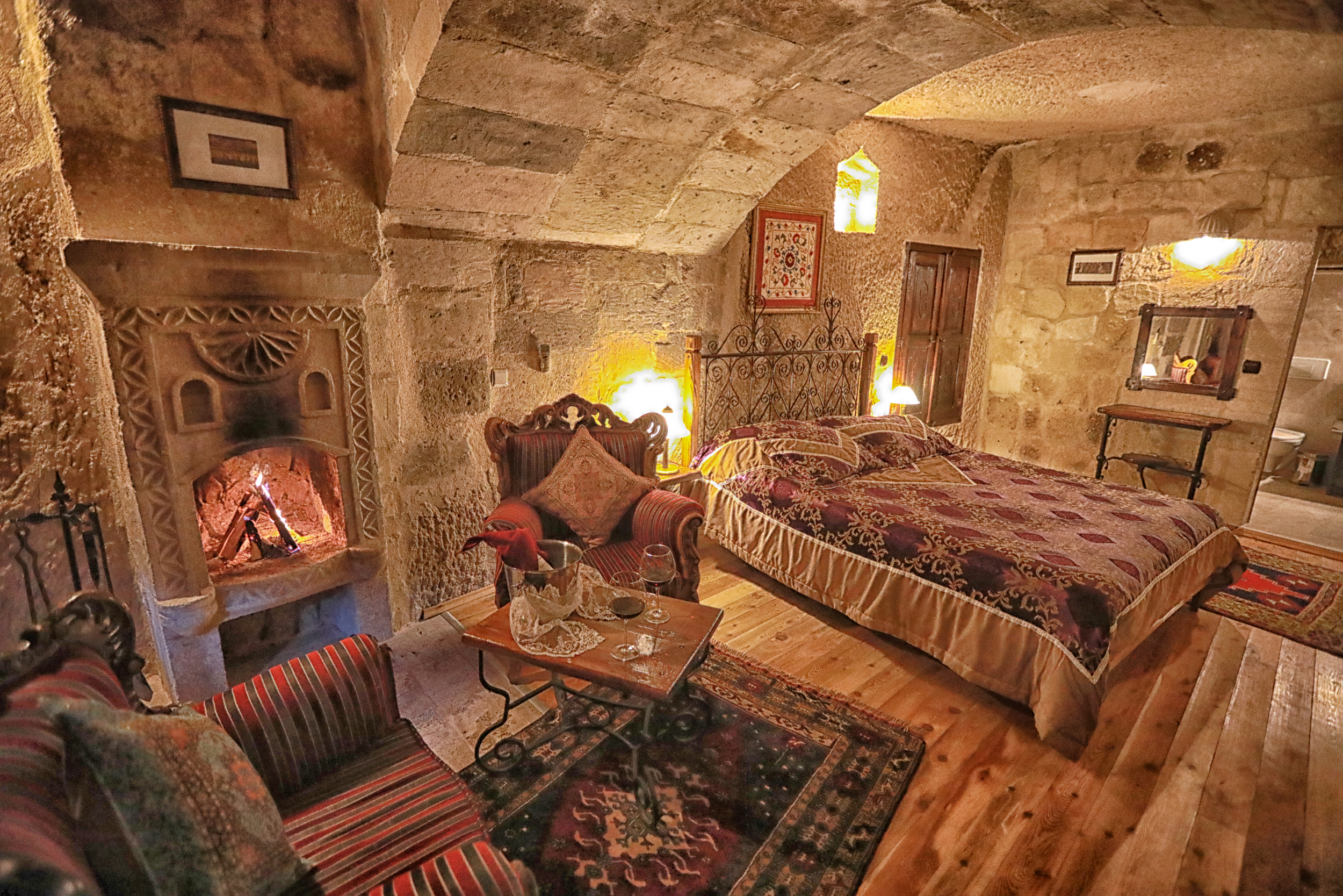 Traveller＇s Cave Hotel