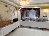 Dongxing Hotel - فطور