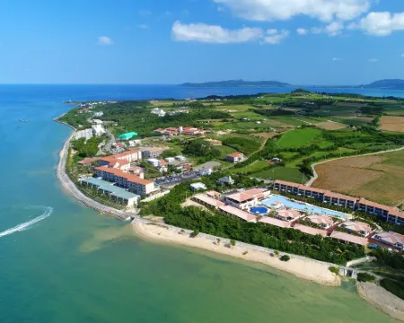 Grandvrioresort Ishigakijima Ocean's Wing & Villa Garden Hotel di Ishigaki