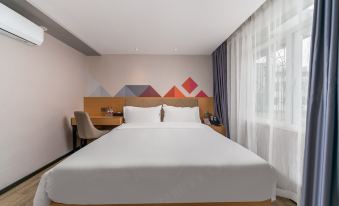 Boman Hotel (Beijing Road Pedestrian Street, Gongyuanqian Metro Station)