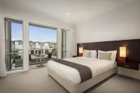 Quest Sanctuary Lakes Hotels in Laverton North
