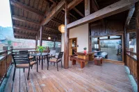 Rest with Cloud Hotels & Resorts - Balkon