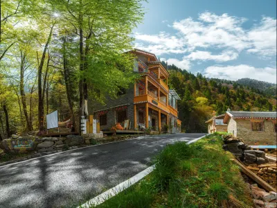Shanjian Huali Inn Hotels in Heishui