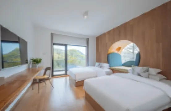 Yueshang Xiaolu | Mountain Forest Cloud Sea Snowfield Vacation Boutique Stay (Anji Jiangnan Tianchi)