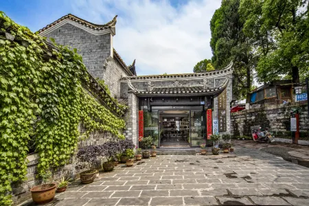 Phoenix Yiting Qingsu High-end Viewing Holiday Homestay Отели рядом с достопримечательностью «Temple of the Queen of Heaven»