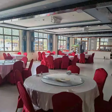 Xueyu Fude Hotel