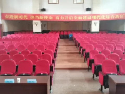 Lvchun Dongyang Grand Hotel