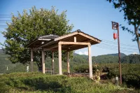 December Shanshe Inn