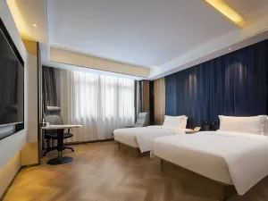 Shigatse Shunyi Starlight Hotel (Zashlunbu Temple)