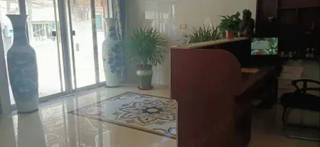 Hongdong Yixiangyuan Homestay Отели рядом с достопримечательностью «Yongningbao Relic Site»