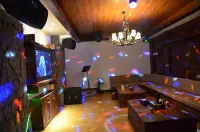 Yunding Danju Hotel