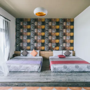 Wonderful & Travel Hostel