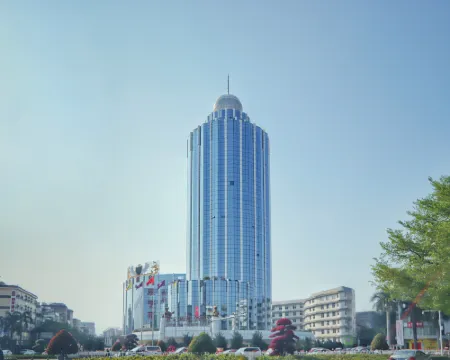 Luoding International Hotel Hotel di Luoding