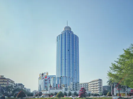 Luoding International Hotel Отели в г. Луодин