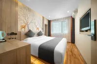 Superior Hotel (Mudanjiang Railway Station Department Store)