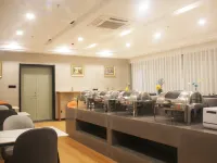GreenTree Inn Qianshan Wanguo Road Business Hotel - فطور
