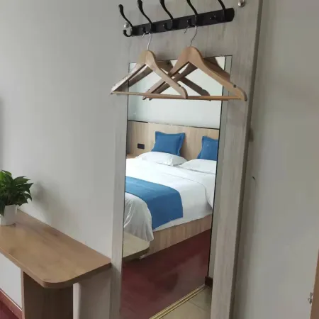 Tianyi Hotel