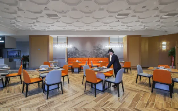 Vienna International Hotel (Sunchuang Tower Flagship Store in Bengbu)