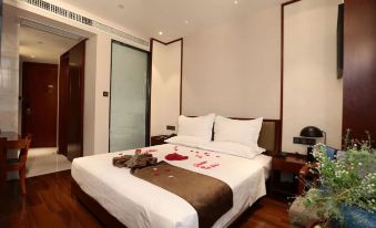 Qinlu Boutique Hotel - Housity