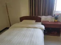 Tianyi Hotel (Zhongxing Street Shop)