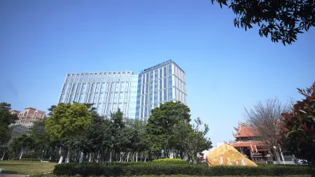 Jinjiang Xiamenair  hotel Отели рядом с достопримечательностью «Quanzhou College of Technology»