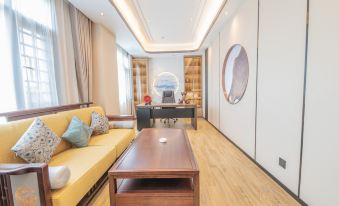 City Comfort Inn Hotel (Yueyang Pingjiang Nanjiang Fulong Pedestrian Street)