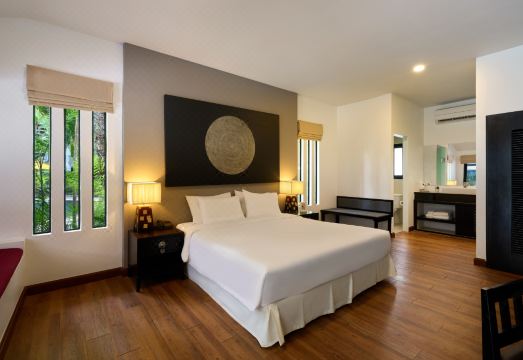 나이양 비치 리조트