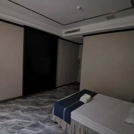KaiHang Hotel