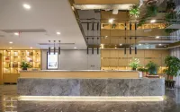 Qingmu Platinum Hotel (Changxing East fish square eight hundred companion store)