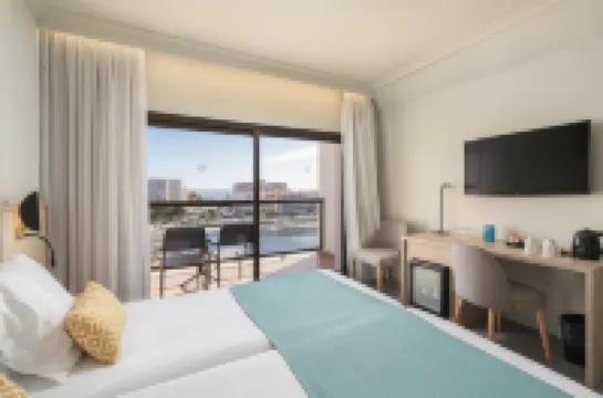 โรงแรมอาลัวซูลพัลมา - สำหรับผู้ใหญ่เท่านั้น โรงแรมในกานปาสติยา