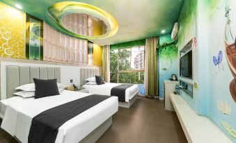 JinDaLai City Hotel (chuhehan Street Hongshan Square subway station store)