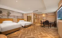 Vienna Hotel (Zhenxiong Street Xinhuayuan Branch) - Park Yeri