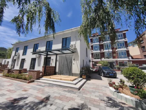 Longqingxia Zhiyong farmyard Hotels in der Nähe von Mowangshu